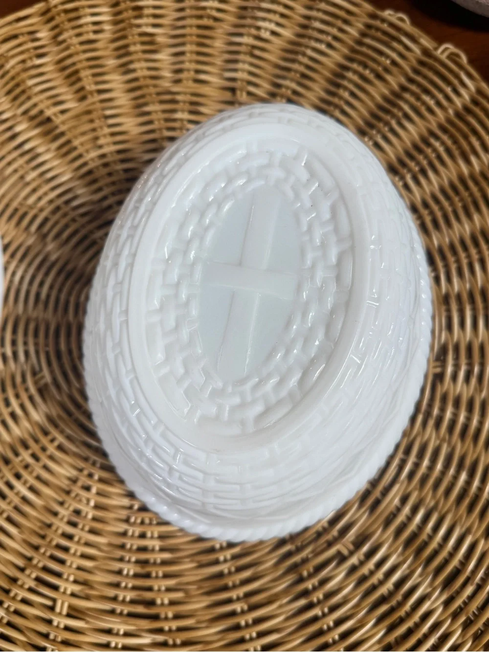 White Ceramic Hen on Nest Covered Dish with Red Comb